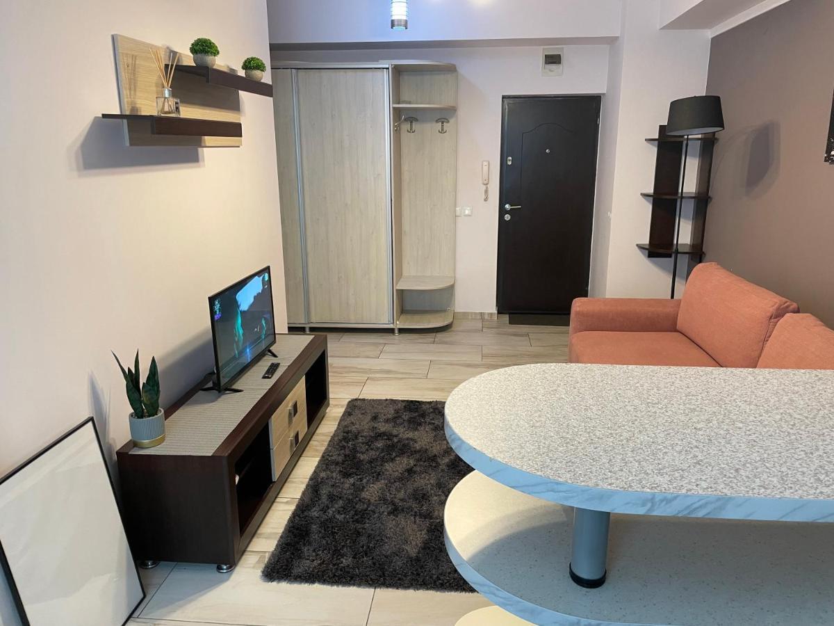 Le Lupin / Center Apartman Jászvásár Kültér fotó
