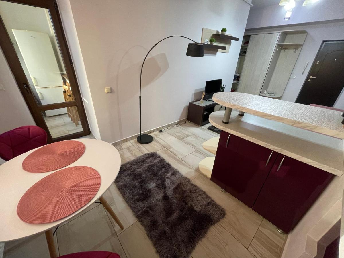 Le Lupin / Center Apartman Jászvásár Kültér fotó