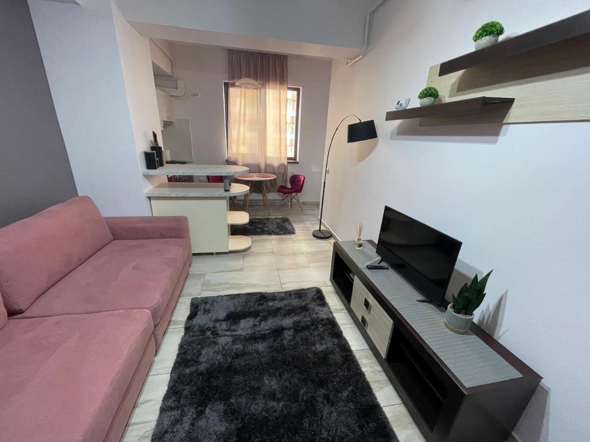 Le Lupin / Center Apartman Jászvásár Kültér fotó