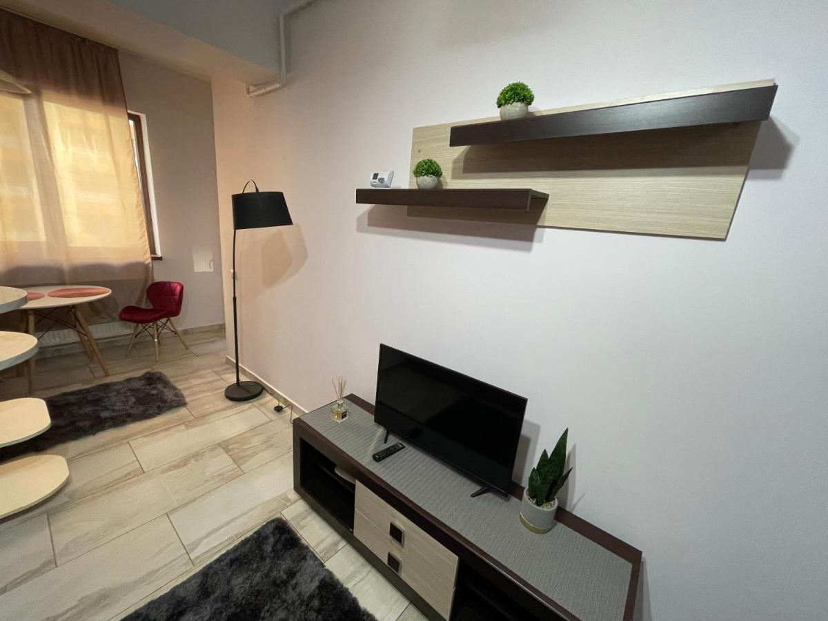 Le Lupin / Center Apartman Jászvásár Kültér fotó