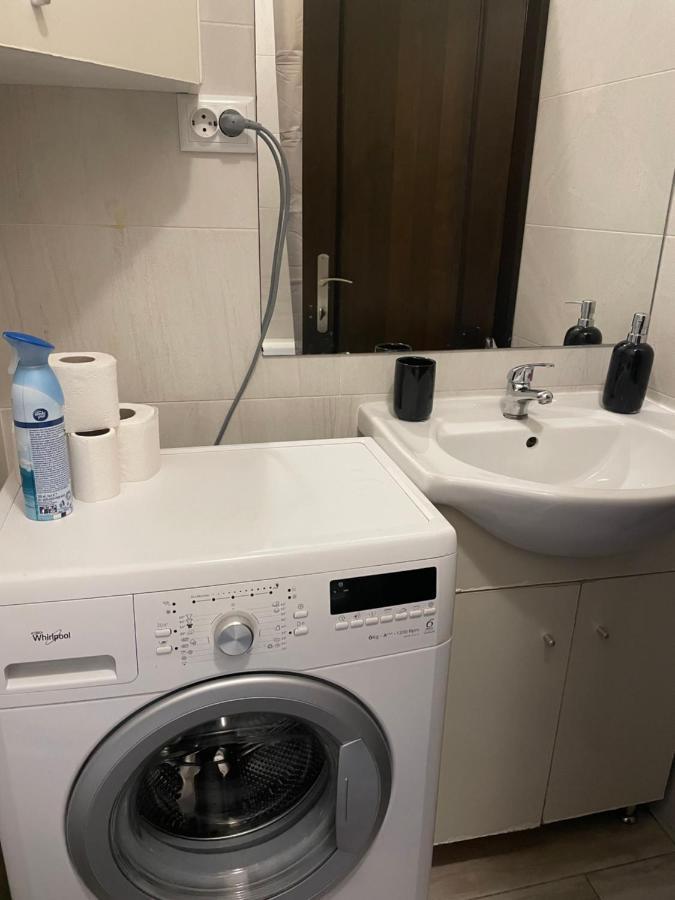 Le Lupin / Center Apartman Jászvásár Kültér fotó