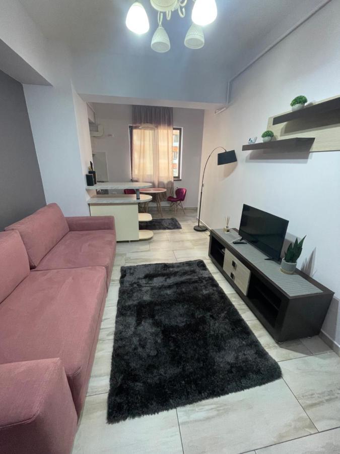Le Lupin / Center Apartman Jászvásár Kültér fotó