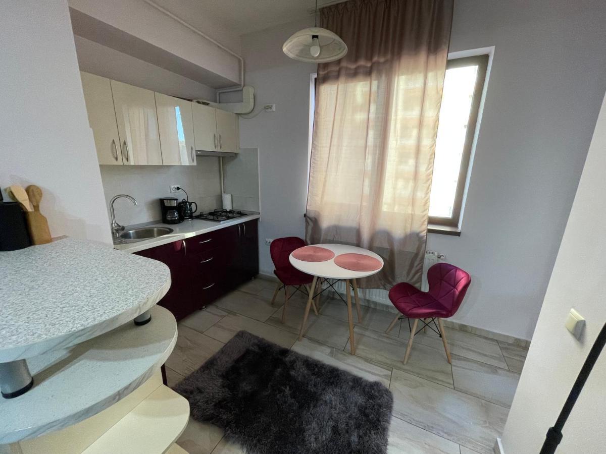 Le Lupin / Center Apartman Jászvásár Kültér fotó